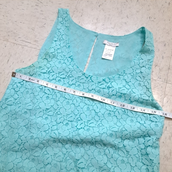 Talula | Blue floral lace sleevless blouse - Picture 9 of 9